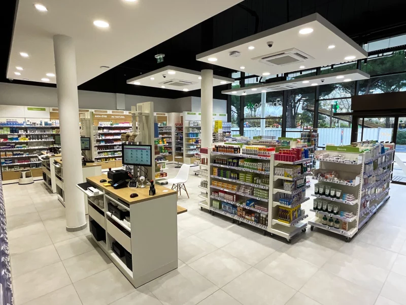 pharmacie-amenagement-scaled